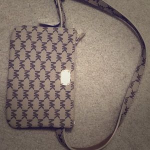 Michael Kors tan brown fanny pack